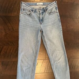 Abercrombie 90s Straight Leg Mid Rise - 4R/27